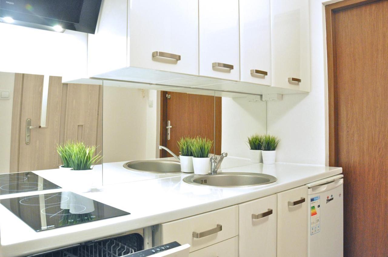 Nice And Comfy Studio Close To Old Town And Metro. Warschau Exterior foto