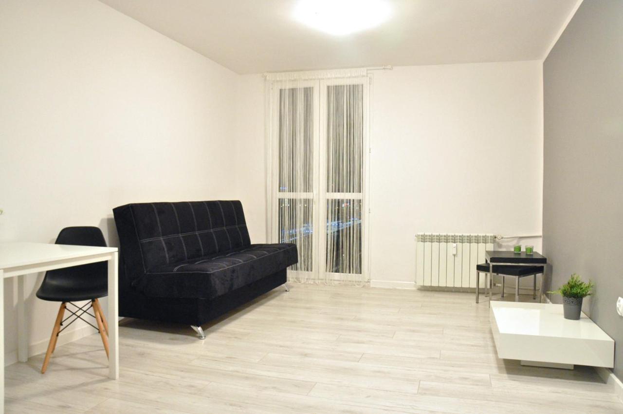 Nice And Comfy Studio Close To Old Town And Metro. Warschau Exterior foto
